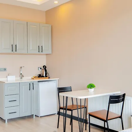Lejlighed With Terrace 5 Min To Coast Istanbul